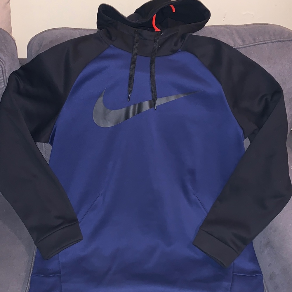 Nike Men’s Dri-Fit Hoodie